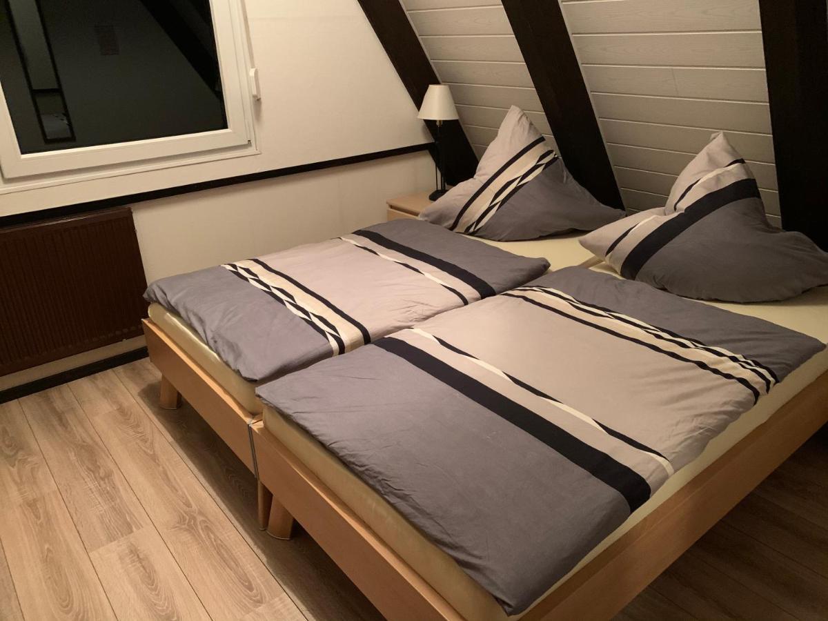Feriehus Pur - Waldurlaub Im Tiny House